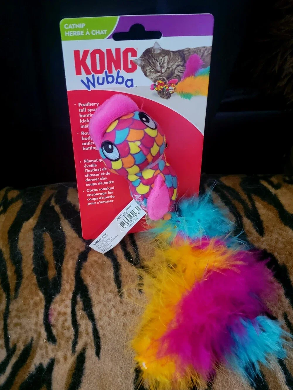 Kong Cat Wubba Fish W Feathers And Catnip Various Colors Ea. New!